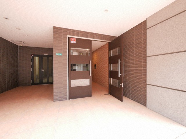 プレシア松崎のエントランス