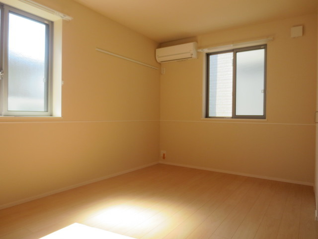 グランテラス六町のその他|★２面採光の居室★