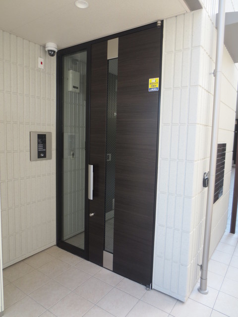 グランテラス六町のエントランス|☆安心のオートロック☆