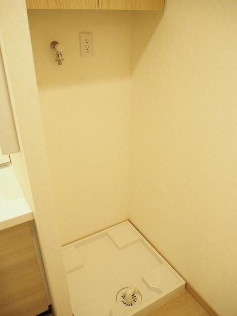 ルーブル高島平の洗面所