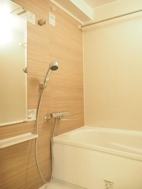 ルーブル高島平の浴室