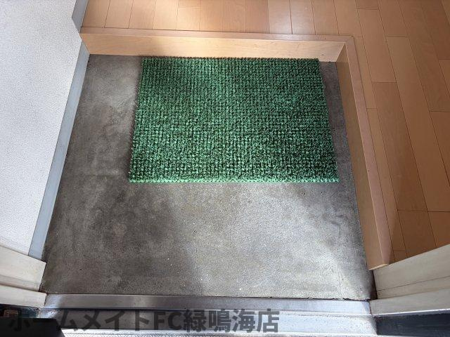 コーポ松城(P近隣にて契約可)の玄関