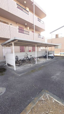 【その他共用部分】 | エミネンスHattori | 駐輪場