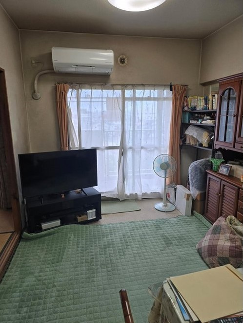 ファミ－ルハイツ城東Ｂ棟　4階の居間・リビング