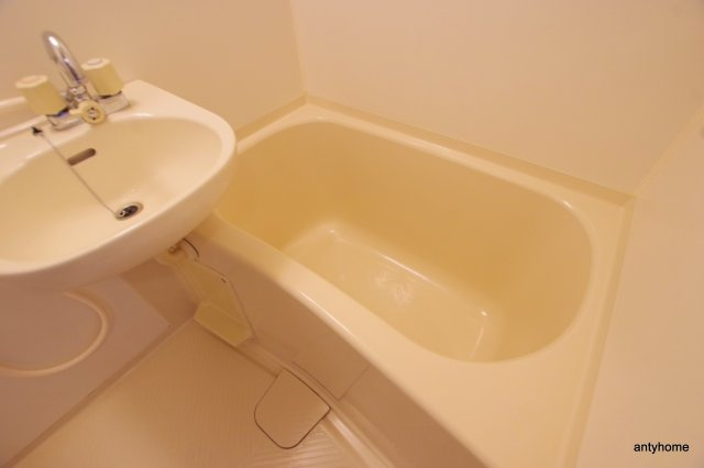 エスリード都島　仲介手数料無料の浴室