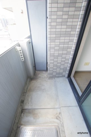 エスリード都島　仲介手数料無料のバルコニー