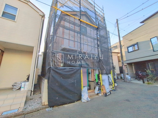 【外観】 | 居心地の良さそうなリラックスできる空間。独立性のある建物ですので、ご自分の時間を大切にしたご家族様にぴったりです！