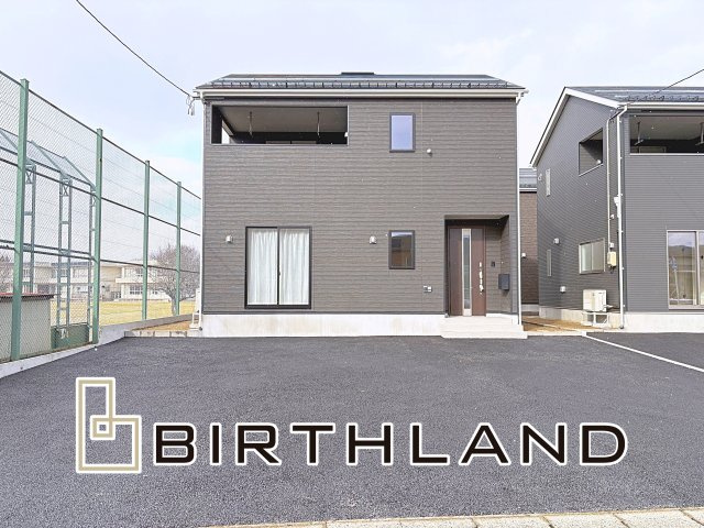 新築戸建・建売　米沢市通町四丁目【耐震+制震】松川小・米沢一中の間取り|【4LDK＋階段下収納】対面式システムキッチンはリビングの家族を確認しながら家事ができます♪