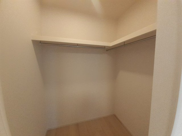 スペチアーレ　ドゥーエの収納