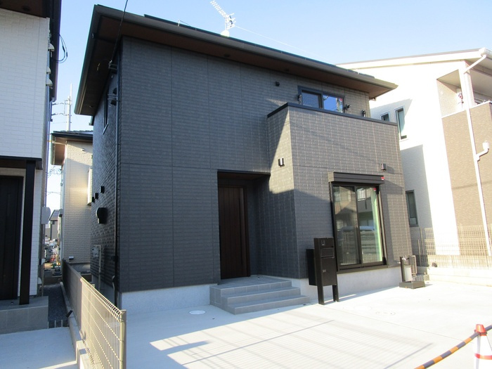 大野町2丁目戸建貸家の外観