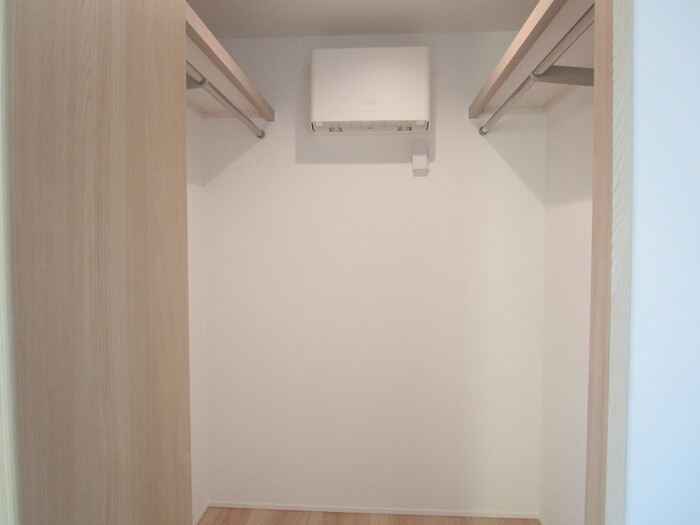 大野町2丁目戸建貸家の収納