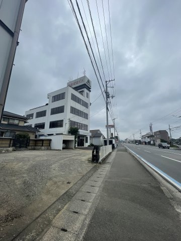 神郷1丁目ビルのその他|大型の車両の出入りもスムーズです