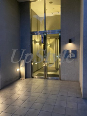 【エントランス】 | ダイナシティ王子