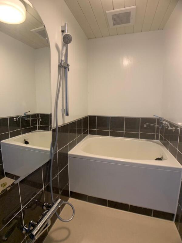 アパートメント麻布の浴室