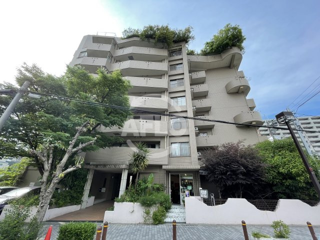 アルティスタ中津