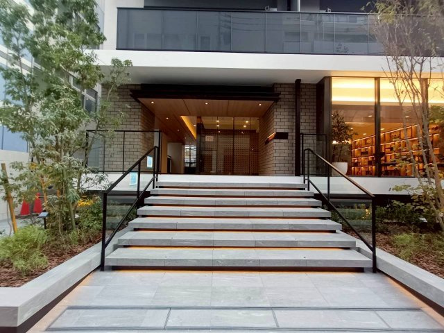 【エントランス】