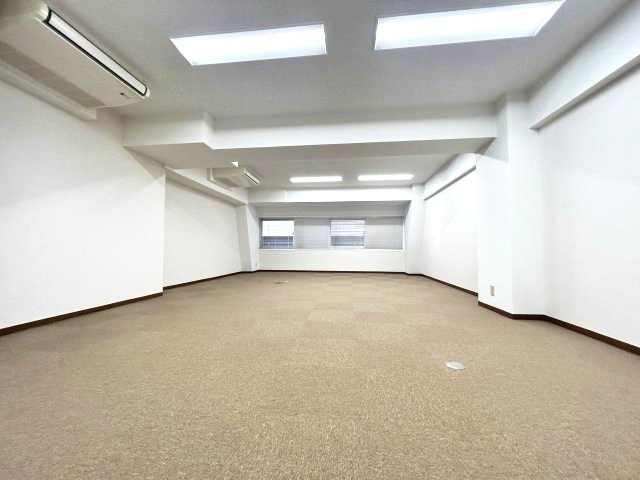 東京銀座ビルディング　402の内装
