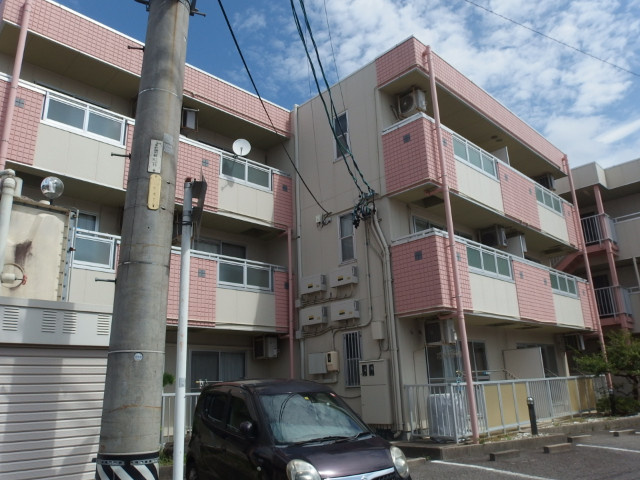 アビテ・ナポールの外観