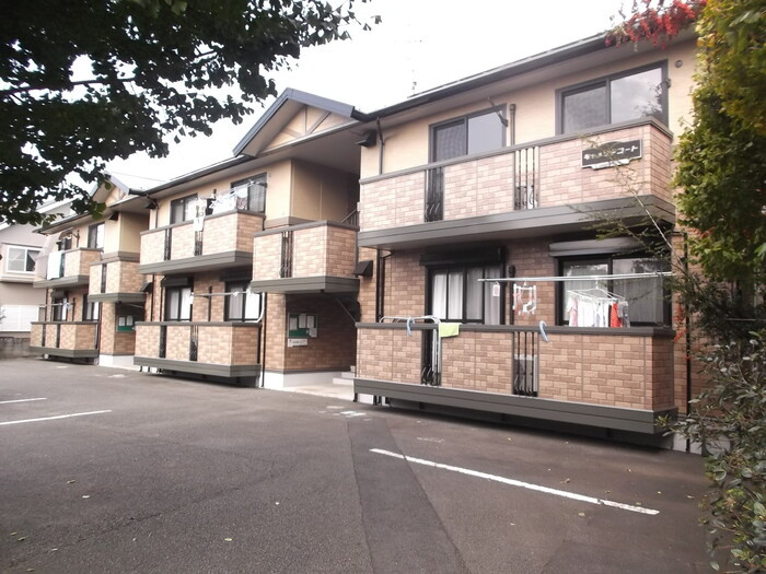 キャメリア・コート