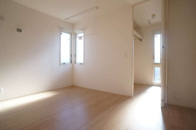 D-room中州の寝室