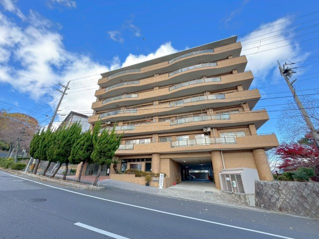 ＪＲ湖西線「大津京」駅まで徒歩５分＆２沿線利用可◆７階建て最上階３ＬＤＫ◆ネオハイツ皇子が丘の外観|外観