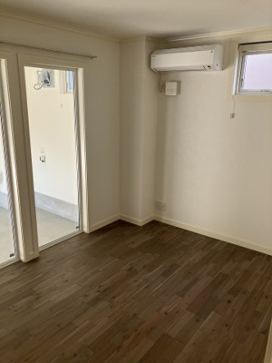 【洋室】 | ヴィラアイビス | 納戸