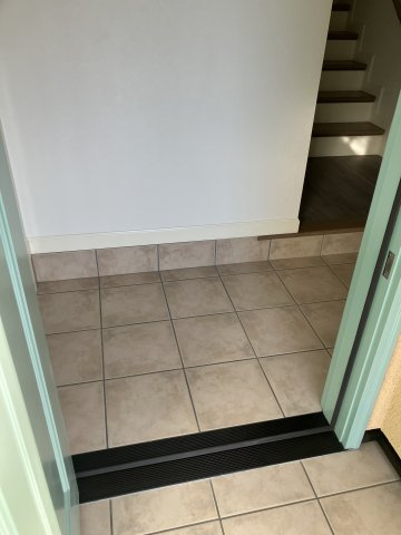 【玄関】 | ヴィラアイビス