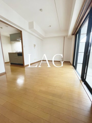 【居間・リビング】 | フォルトゥーナ桜木 | 洋室のお部屋です。