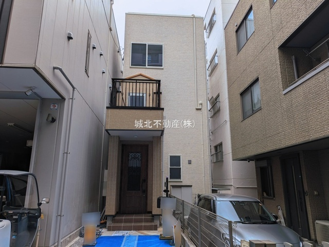 杉並区下高井戸1丁目 限定1棟の外観|現地(2026年3月4日撮影)