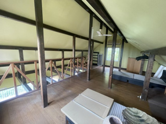 【洋室】 | 大津市和邇北浜1035-1　中古戸建 | ロフト
琵琶湖が眺望できるロフトで就寝できます
