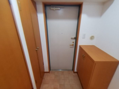 【玄関】 | コアロード春日