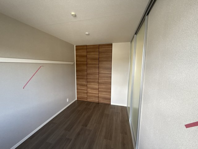 カーサグラスオエステB棟の洋室