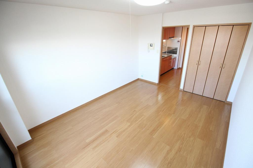 ポラリス壱番館の居間・リビング|※お部屋により仕様が異なる場合があります。