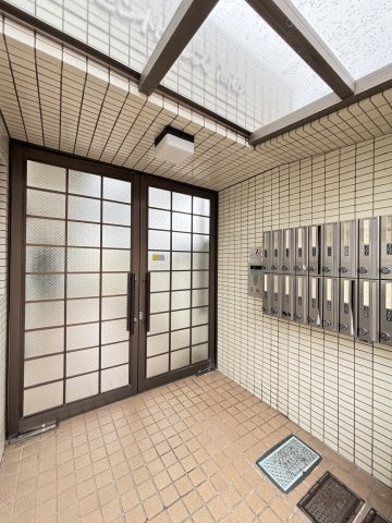 セントヒルズ高砂のエントランス