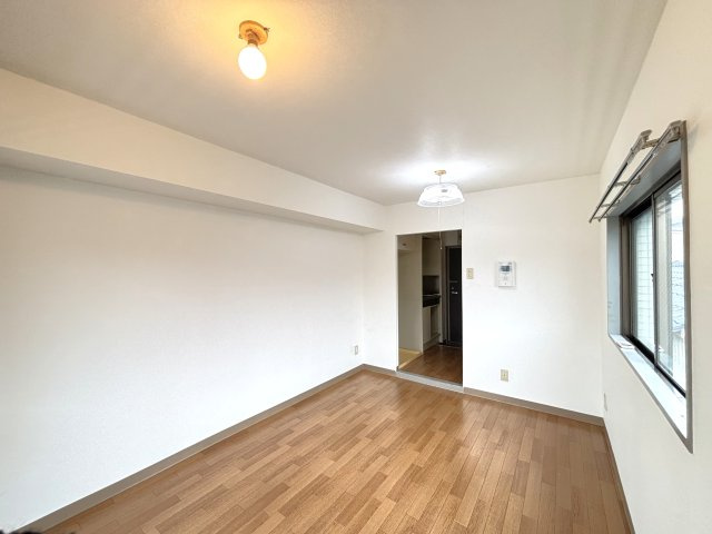 セントヒルズ高砂の居間・リビング