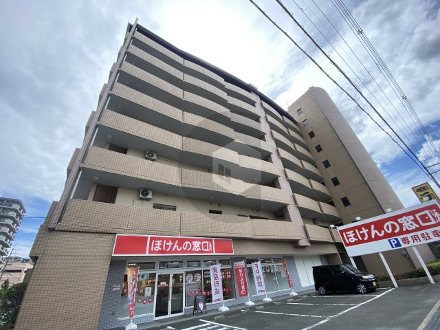 ファミーユ2002の外観