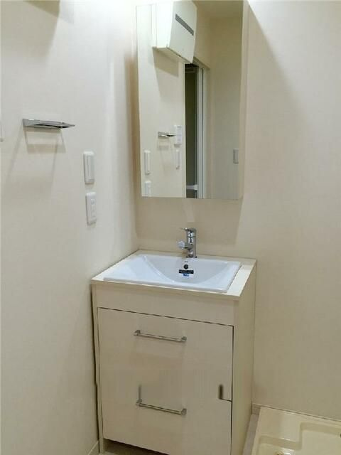 ＣＯＣＯＣＵＢＥ　ＡＫＡＢＡＮＥの洗面所