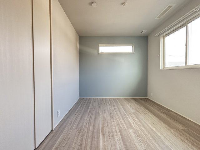 磯城郡田原本大字三笠の洋室|洋室6.4帖　採光が取れて明るいです