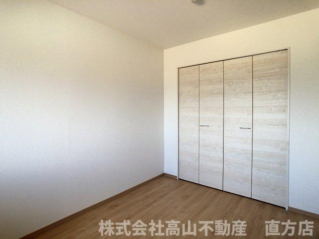 直方市大字感田の賃貸マンションの寝室