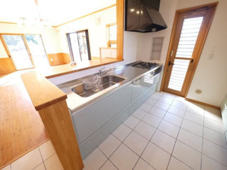 【キッチン】 | 東金市二之袋　中古戸建 | 内外装リフォーム済み令和7年11月 敷地約449坪 ドックラン・家庭菜園・バーベキューが可能です