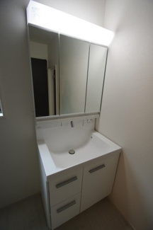 【内観：施工例】 | 【仲介手数料無料！！】日野市日野本町3丁目　新築戸建て（全4棟）1号棟　6099万円