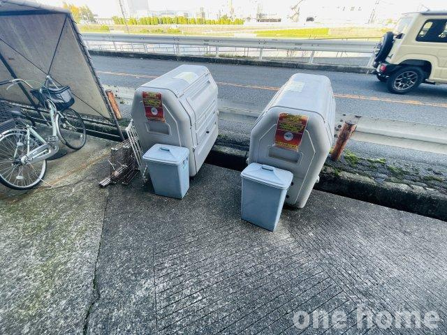 グリーンハイツ東三国のその他共用部分|◆マンション敷地内にゴミステーションございます!!
