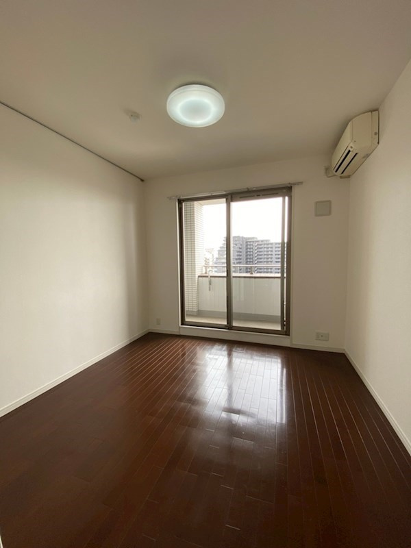 ラウル六甲道の寝室