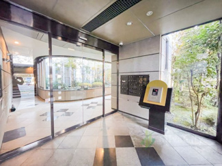 【エントランス】 | ストークグラン深沢