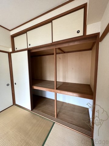 アルティスタ中津の収納
