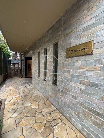 T・Y天六のエントランス