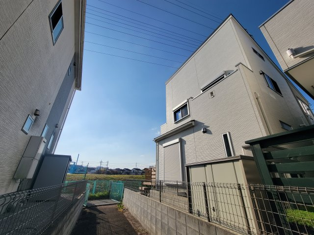 【外観】 | 安行領根岸中古戸建 | おしゃれな外観です
