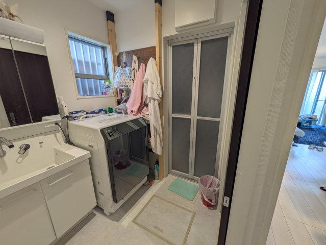 【独立洗面台】 | 安行領根岸中古戸建 | 独立洗面台で身支度をすべて済ませてしまいましょう