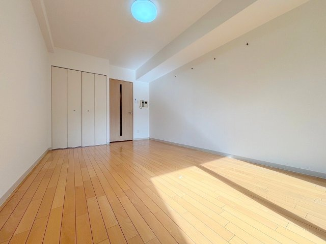 アーバンエース西中島パルの居間・リビング