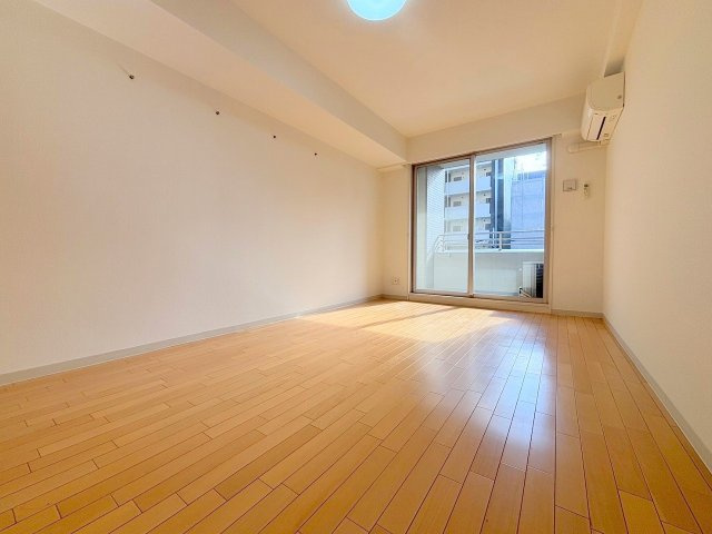 アーバンエース西中島パルの居間・リビング